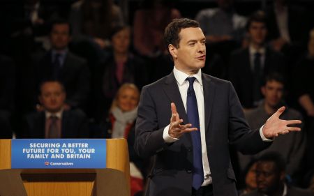 Κάμερον: Ο Οσμπορν θα παραμείνει υπουργός Οικονομικών εάν νικήσουμε