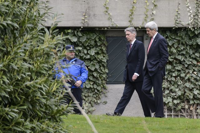 Τάσεις υποχώρησης εμφανίζουν οι τιμές του πετρελαίου