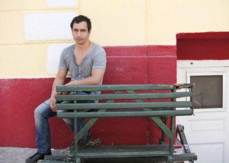 «Ες αύριο τα σπουδαία – πορτραίτα του αύριο»