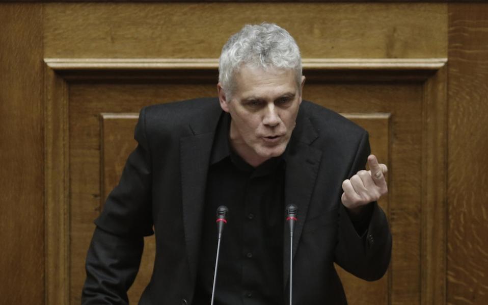 Γ. Τσιρώνης: «Σέβομαι απόλυτα τη δέσμευση του κ.Τσακαλώτου, ότι δεν πρόκειται να πουληθεί, επί των ημερών μας, η ΕΥΔΑΠ και η ΕΥΑΘ και να γίνουν ιδιωτικές»