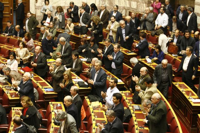 ΣΥΡΙΖΑ: Καταθέτει το βράδυ της Τρίτης πρόταση εξεταστικής για το Μνημόνιο