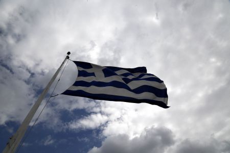 Τζ. Ντιν: Η μοίρα της Ελλάδας κρέμεται σε ένα αγώνα κυριαρχίας