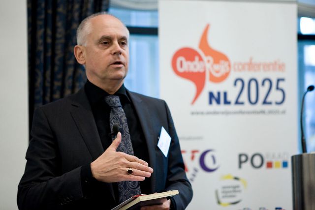 Σάιμον Στιν: «Χρειάζεται χώρος για τη διαφορετικότητα στην εκπαίδευση»