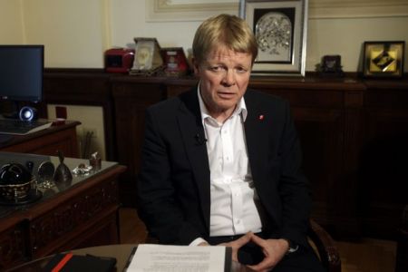 Ράινερ Χόφμαν: «Ο ΣΥΡΙΖΑ να υπερβεί τα στερεότυπα του παρελθόντος»