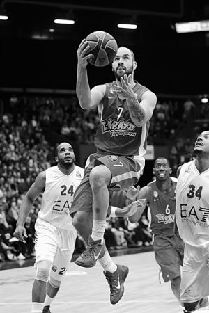 Ο αμετανόητος εραστής του μπάσκετ