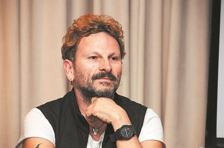 Οι «Κομμώτριες» του Μαρμαρινού