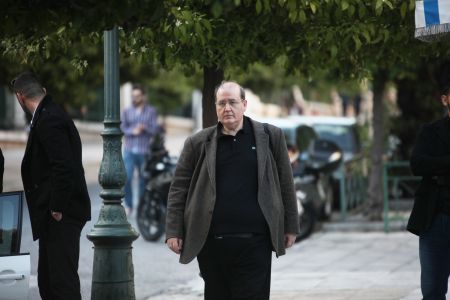 Φίλης: Ο Βαρουφάκης καθιστά σαφές ότι η ευγένεια δεν διδάσκεται με ΜΑΤ
