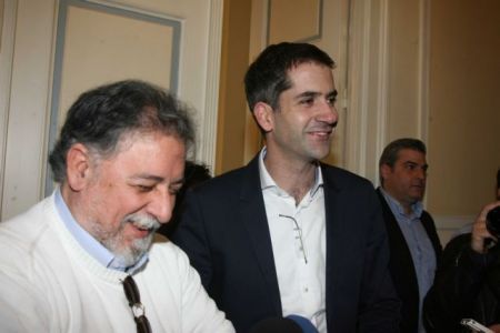 Μπακογιάννης: Δεν μπορεί βουλευτές να συνδιαλέγονται με τρομοκράτες