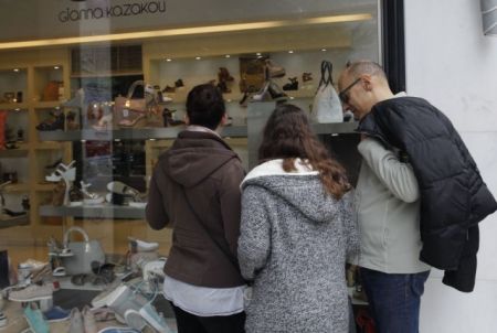 Βουτιά 6,6% στο λιανικό εμπόριο τον Φεβρουάριο