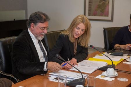 «Συμμαχία» Πανούση-Δούρου για ασφάλεια και πολιτική προστασία