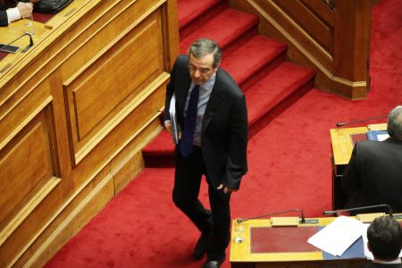 Σε μεταναστευτικό και δημόσια ασφάλεια ποντάρει ο Αντώνης Σαμαράς