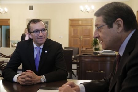 Χωριστές συναντήσεις Άιντε με Αναστασιάδη και Ακιντζί