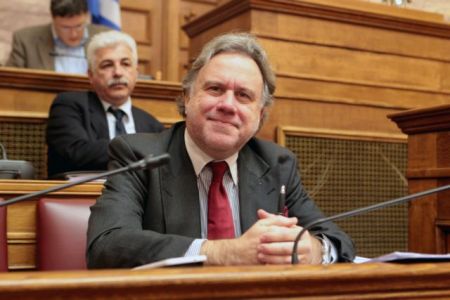 Μονιμοποιήθηκαν 745 συμβασιούχοι με αμετάκλητες αποφάσεις