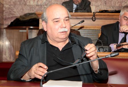 Βούτσης: Αναζητούμε σχέδιο μετεγκατάστασης των Ρομά