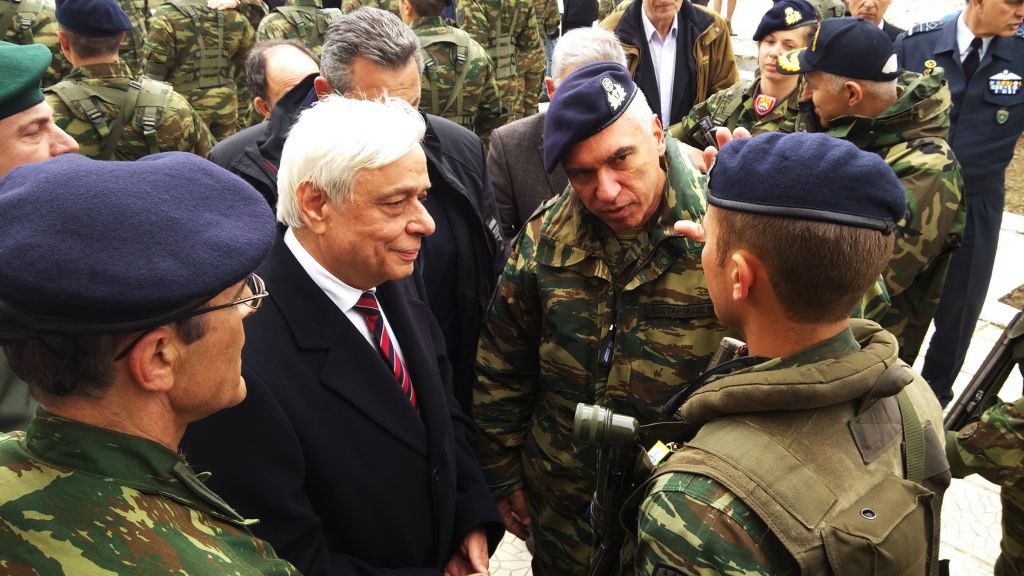 Τηλεφωνική επικοινωνία Παυλόπουλου με τον Ιταλό Πρόεδρο