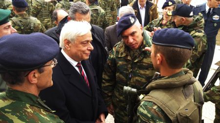 Τηλεφωνική επικοινωνία Παυλόπουλου με τον Ιταλό Πρόεδρο