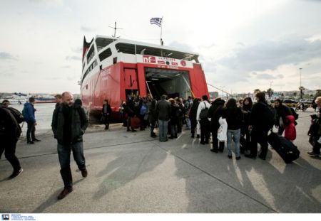 Αύξηση στα ακτοπλοϊκά εισιτήρια επιβατών κατά 10%