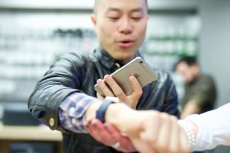 Μεγάλη συμφωνία συνεργασίας μεταξύ IBM και Apple