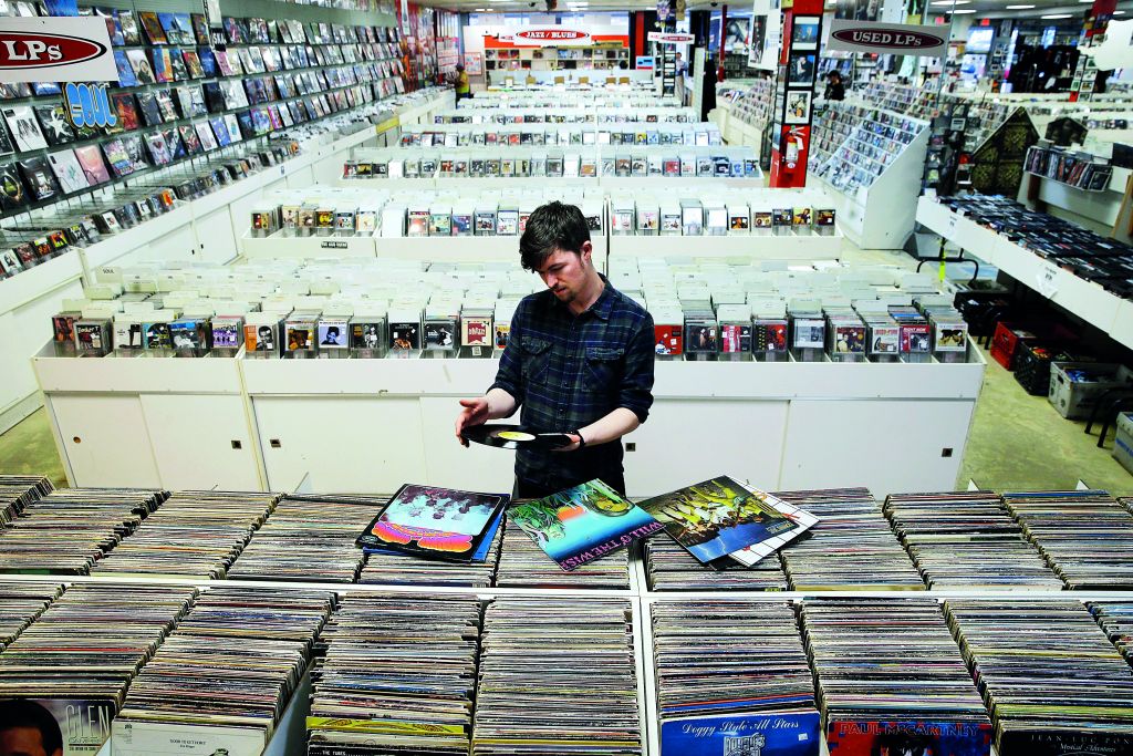 70 χρόνια σε long play