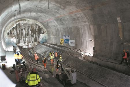 «Τρέχουν» για να προλάβουν τα μεγάλα έργα
