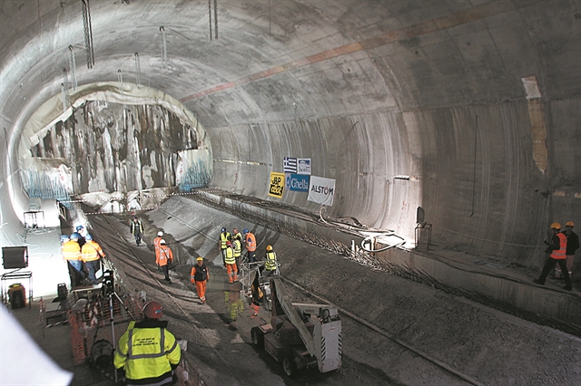 «Τρέχουν» για να προλάβουν τα μεγάλα έργα
