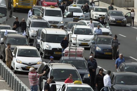 Ισραήλ: Φόρος τιμής στη μνήμη των θυμάτων του Ολοκαυτώματος