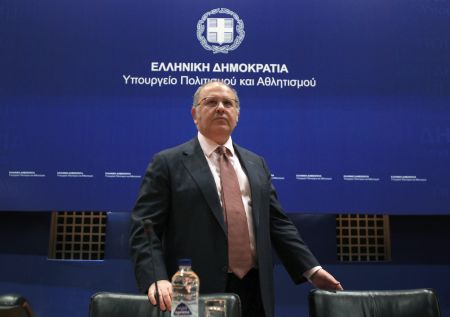 Ξυδάκης: Ηλεκτρονικό εισιτήριο και αυξήσεις σε αρχαιολογικούς χώρους
