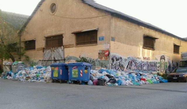 Ο εφιάλτης του Πύργου με τα σκουπίδια και οι «σατράπες» των ΧΥΤΑ