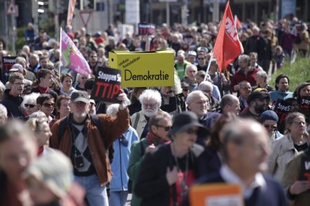 Διαδηλώσεις κατά της συμφωνίας ελεύθερου εμπορίου ΗΠΑ-ΕΕ