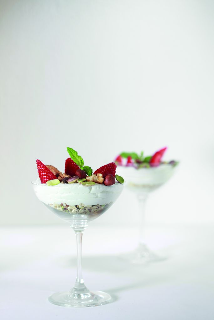 Μους με ανεβατό και ξηρούς καρπούς