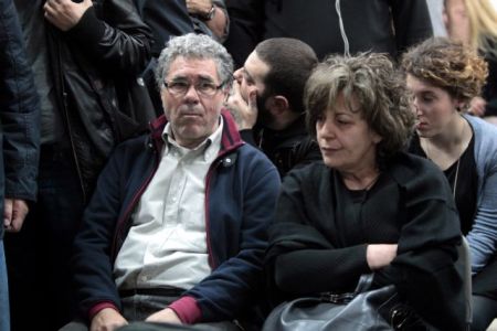 Να συνεχιστεί ανεξάρτητα από εκλογές η δίκη της ΧΑ