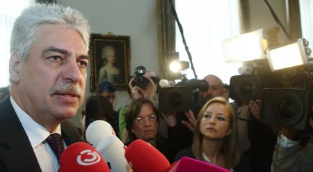 Χανς-Γεργκ Σέλινγκ: Πρόοδος, αλλά το αδιέξοδο παραμένει