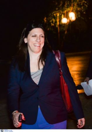 Τα νυχτερινά ραντεβού στο Μαξίμου