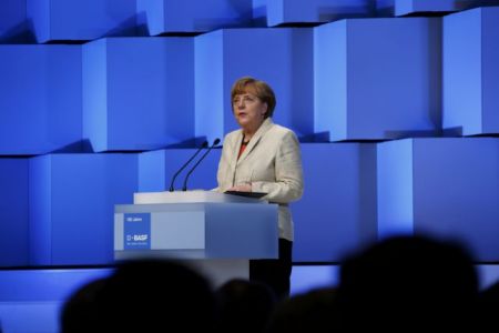 Forbes: Η Μέρκελ παραμένει η ισχυρότερη γυναίκα του πλανήτη