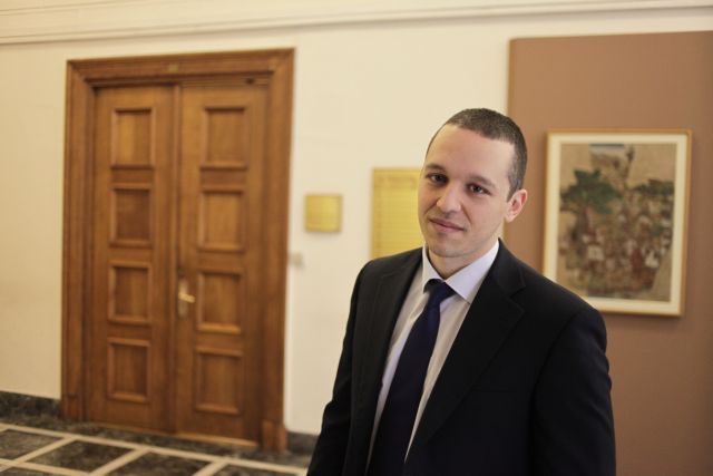 Βουλή: Άρση ασυλίας Κασιδιάρη εισηγείται η Επιτροπή Δεοντολογίας