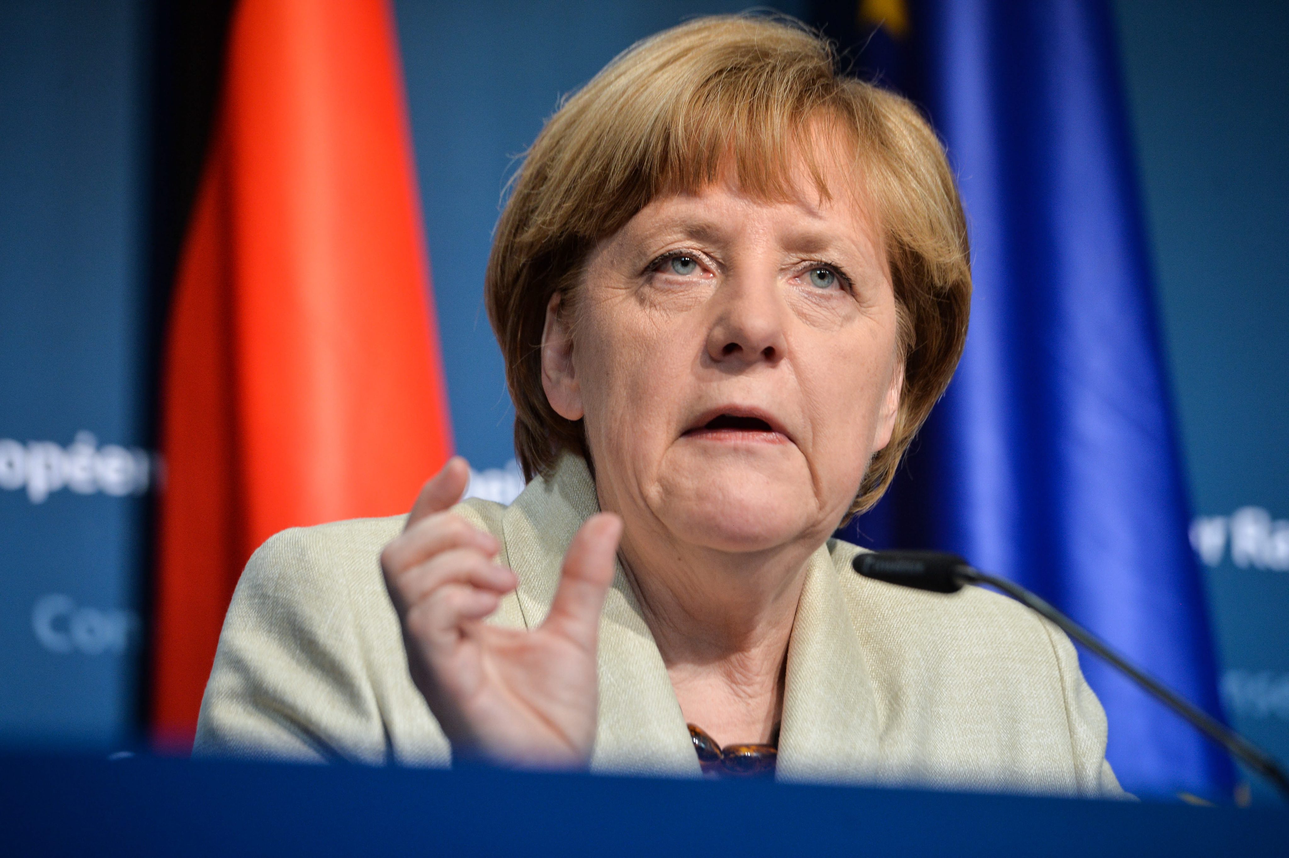 Μέρκελ: «Πρέπει να γίνουν τα πάντα για να μην ξεμείνει από μετρητά η Ελλάδα»