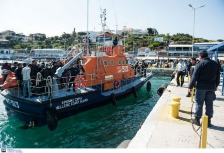 Στον Εισαγγελέα οι τρεις διακινητές που μετέφεραν 99 μετανάστες