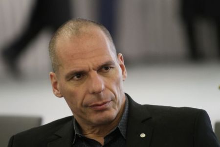 Βαρουφάκης: Δύο βήματα από τη συμφωνία