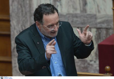 Βουλή: μετωπική σύγκρουση Λαφαζάνη – Λοβέρδου