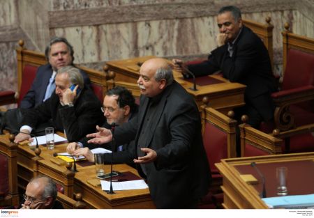 Σε ποιον απευθύνονταν τα «γαλλικά» του Ν. Βούτση