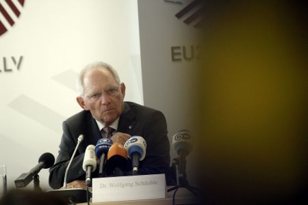 Σόιμπλε: Δεν πιστεύει σε επίτευξη συμφωνίας έως τις 11 Μαΐου – Αφησε ανοικτό το ενδεχόμενο του Grexit