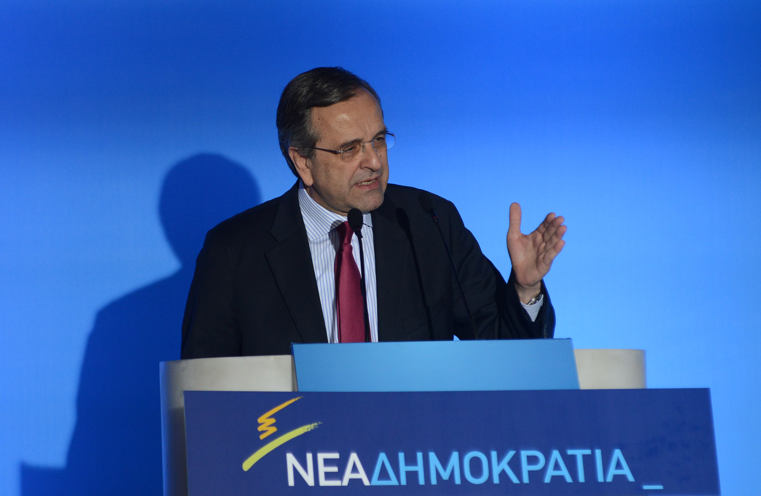 Σαμαράς: Οδηγούνται σε κωλοτούμπα ή σε δημοψήφισμα για δραχμή