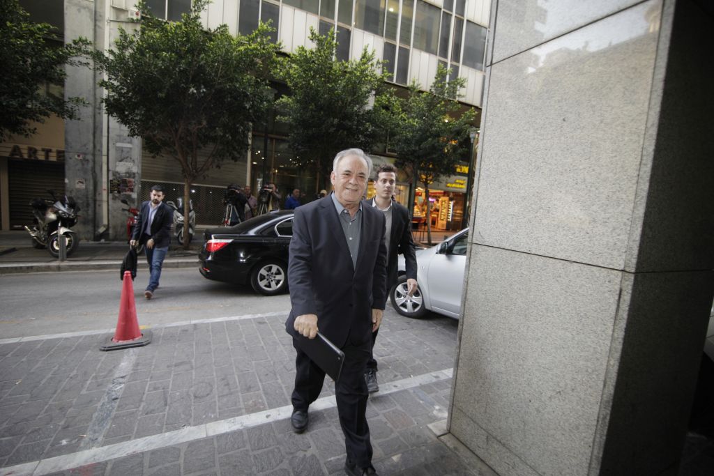 Δραγασάκης: Θα «ξεκλειδώνει» θέματα πολιτικού χειρισμού ο Τσακαλώτος