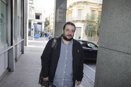 Κορωνάκης: Για να δοκιμάσουμε τα όρια της Ευρώπης, ο λαός να κατέβει στο δρόμο για λύση χωρίς μνημόνιο