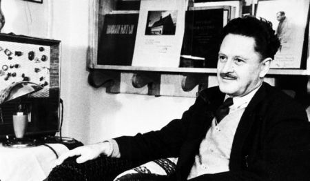 Ναζίμ Χικμέτ: Τιμή σε έναν «ρομαντικό επαναστάτη»