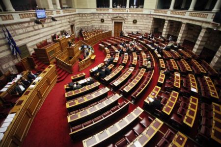 Ποια τα 17 μέλη της Εξεταστικής Επιτροπής για τα μνημόνια