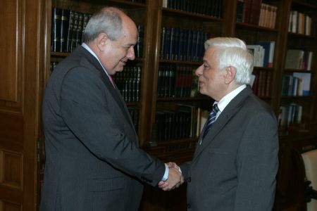 Παυλόπουλος: Όχι στείρες κομματικές αντιπαραθέσεις σε κρίσιμες ώρες