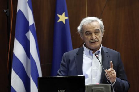 N.Χουντής: Να ξεκαθαρίσουν οι ακολουθητέες μέθοδοι για εκτίμηση του χρέους