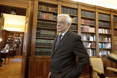 Παυλόπουλος: Τιμήθηκε στην Παγκόσμια Ημέρα Ερυθρού Σταυρού