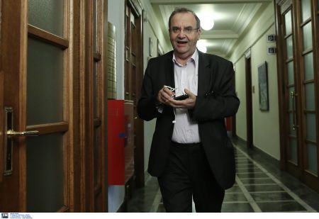 Αναζητούνται «ισοδύναμα» μέτρα για επικουρικά ταμεία χωρίς ελλείμματα